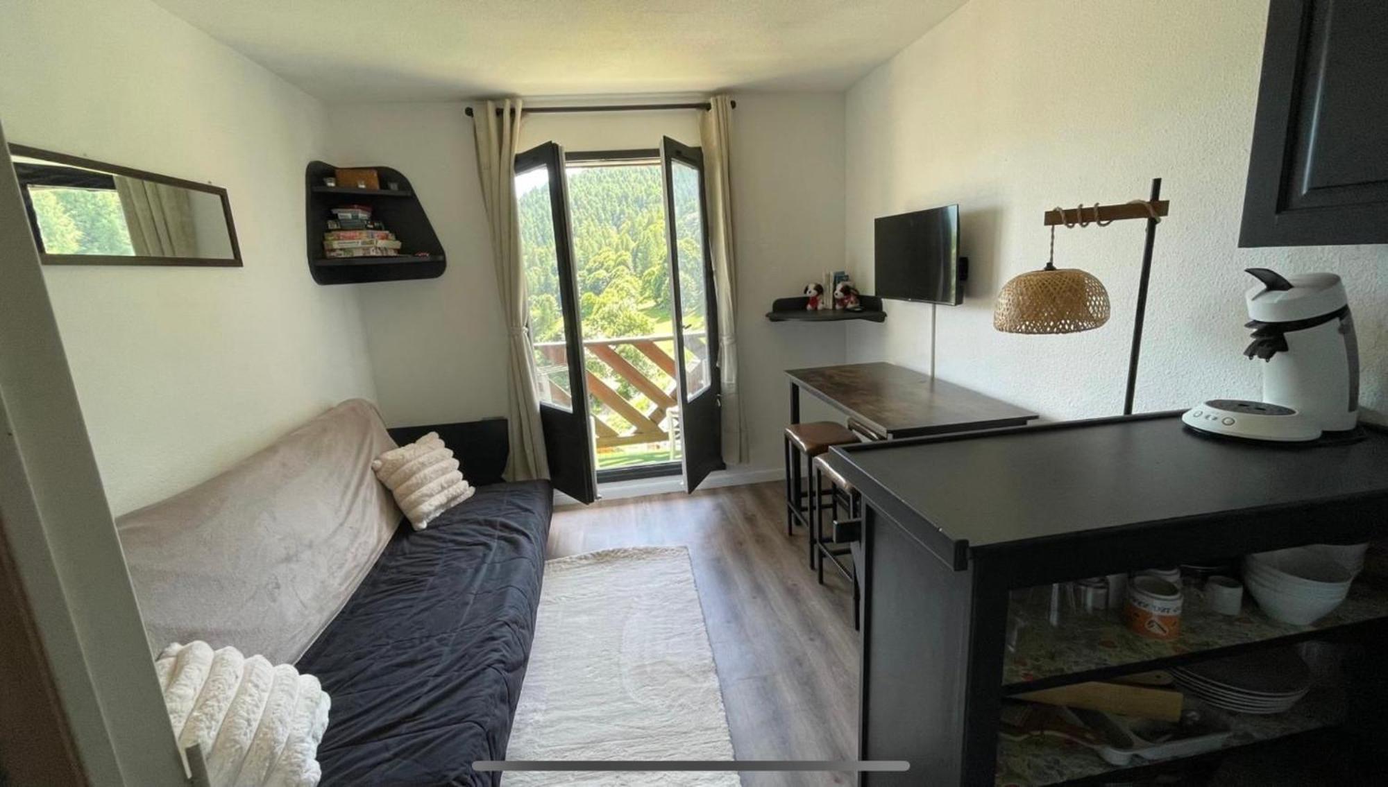 Studio Cosy 4 Couchages Avec Parking Et Balcon, Au Pied Telesiege Et Vente Forfaits A La Foux D'ألو المظهر الخارجي الصورة